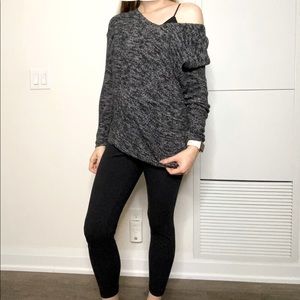[SOLD] H&M Black and White Knit Sweater